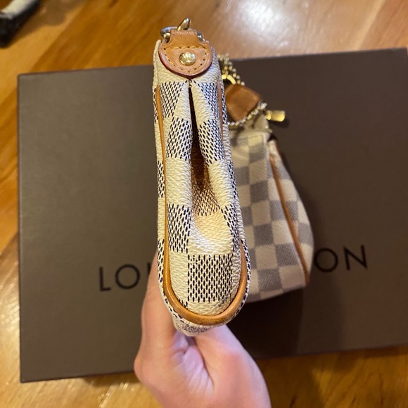 ! Louis Vuitton Eva Damier Azur Canvas Shoulder Bag - Picture 4 of 12